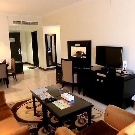Deebaj Al Khabisi Plaza Apart otel Dubai Dış mekan fotoğraf