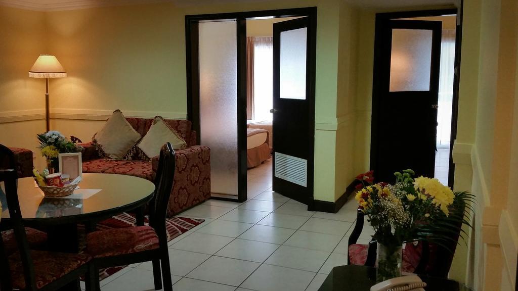 Deebaj Al Khabisi Plaza Apart otel Dubai Dış mekan fotoğraf