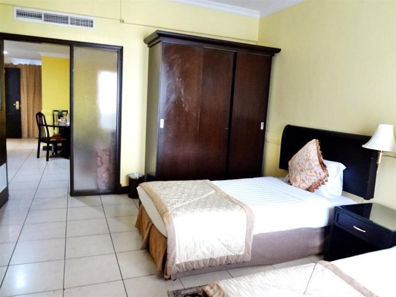 Deebaj Al Khabisi Plaza Apart otel Dubai Dış mekan fotoğraf